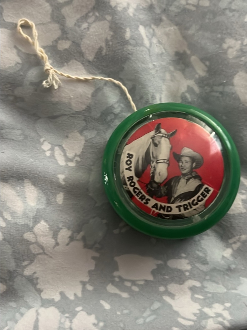 Roundup King Green Yo-Yo with Roy Rogers  and Trigger Label